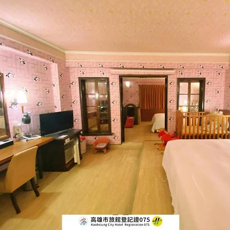 種子商旅 Hotel Kaohsiung Bagian luar foto