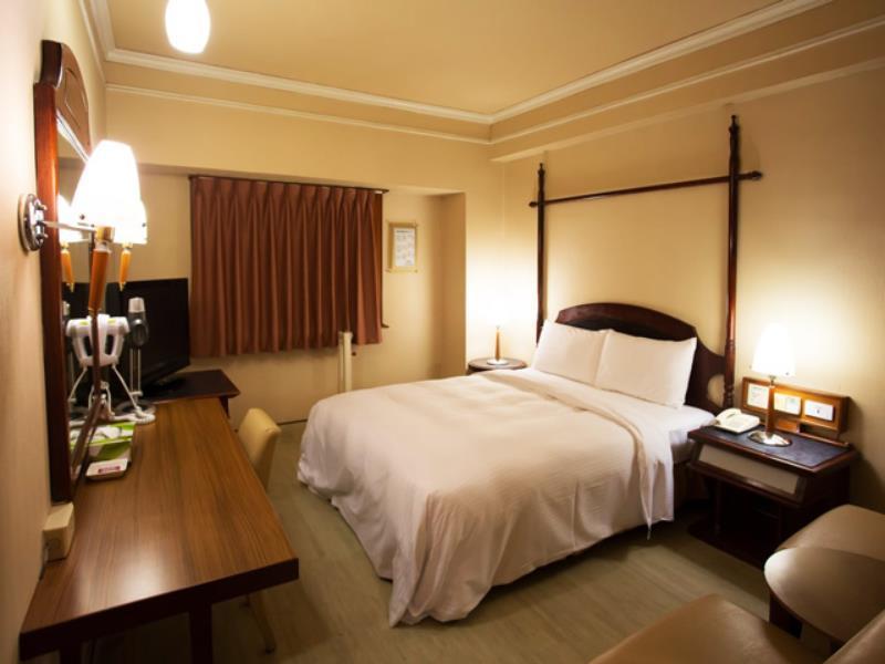種子商旅 Hotel Kaohsiung Bagian luar foto