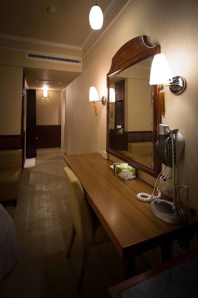 種子商旅 Hotel Kaohsiung Bagian luar foto