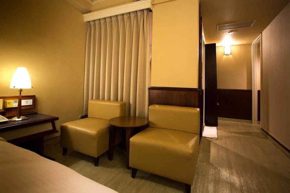 種子商旅 Hotel Kaohsiung Bagian luar foto