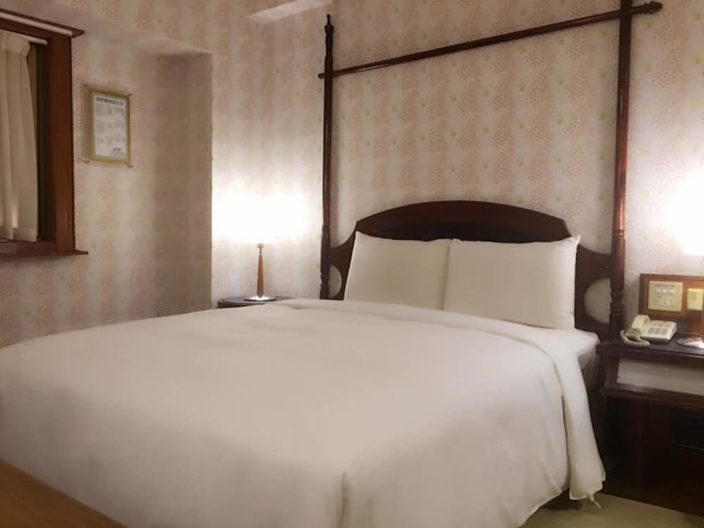 種子商旅 Hotel Kaohsiung Bagian luar foto