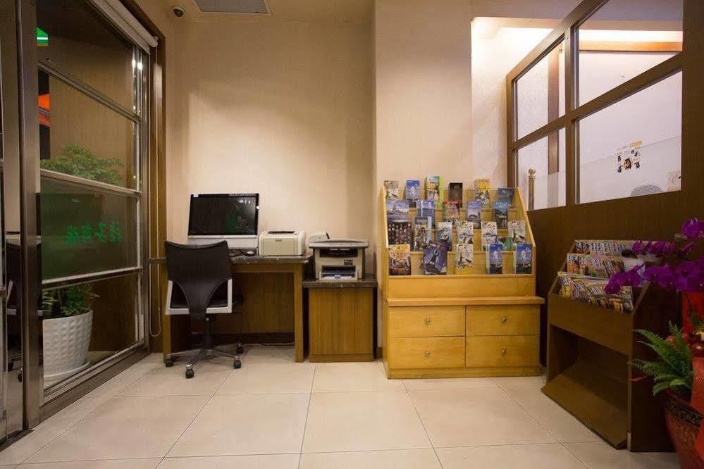 種子商旅 Hotel Kaohsiung Bagian luar foto
