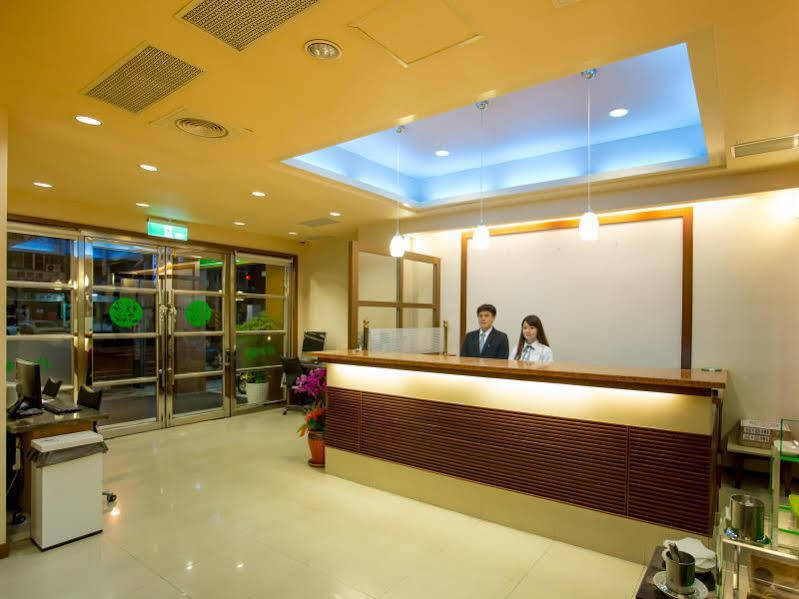 種子商旅 Hotel Kaohsiung Bagian luar foto