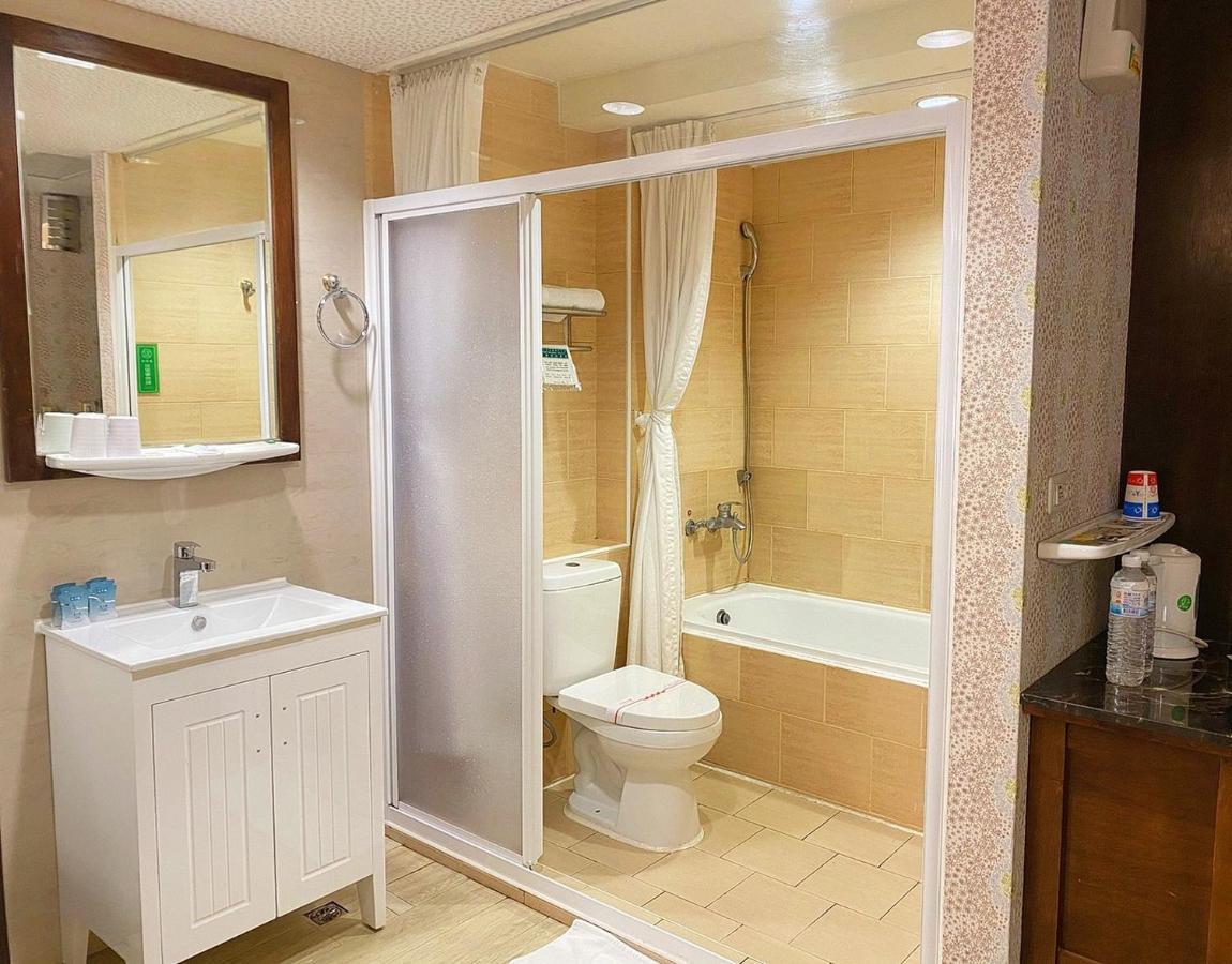種子商旅 Hotel Kaohsiung Bagian luar foto